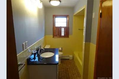 64 Nash Lane, Bridgeport, CT 06605 - Photo 10