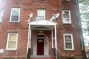 46 Bond St, Hartford, CT 06114 - Photo 1