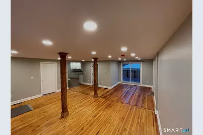 21 Saint John Street #1, North Haven, CT 06473 - Photo 4