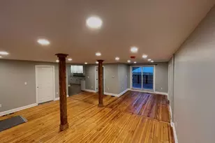 21 St John St, North Haven, CT 06473 - Photo 4