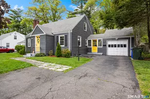 690 Forest St, East Hartford, CT 06118 - Photo 2