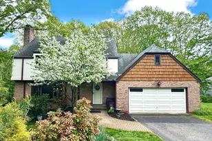 24 Centerview Dr, Shelton, CT 06484 - Photo 1