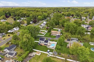 314 S Center St, Windsor Locks, CT 06096 - Photo 16