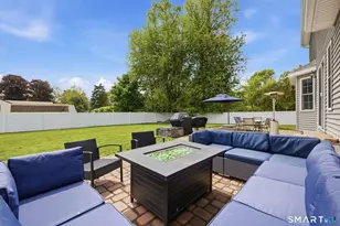 314 S Center St, Windsor Locks, CT 06096 - Photo 4