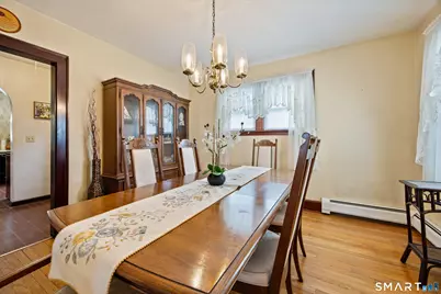 90 Harvard Avenue, Meriden, CT 06451 - Photo 20