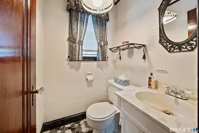 90 Harvard Avenue, Meriden, CT 06451 - Photo 14
