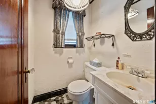 90 Harvard Ave, Meriden, CT 06451 - Photo 14