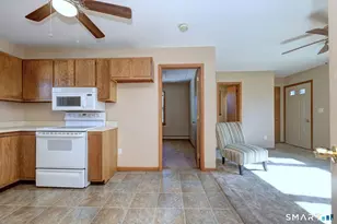 130 Brandon Ave, Stratford, CT 06614 - Photo 30