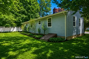 85 Sunset Ave, Milford, CT 06460 - Photo 4