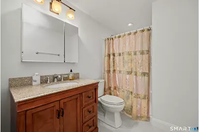 70 Fawn Ridge Lane #70, Norwalk, CT 06851 - Photo 20