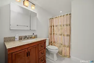 70 Fawn Ridge Ln, Norwalk, CT 06851 - Photo 20