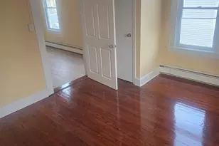 10 Cherry St, East Hartford, CT 06108 - Photo 12