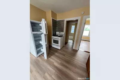 10 Cherry Street #2nd floor, East Hartford, CT 06108 - Photo 6