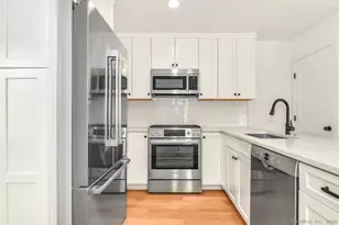 54 Main St, New Canaan, CT 06840 - Photo 10