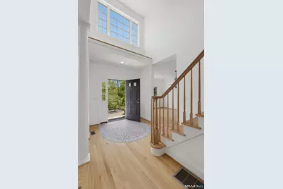 7 Mountainside Road, West Hartford, CT 06107 - Photo 4
