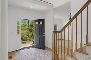 7 Mountainside Rd, West Hartford, CT 06107 - Photo 4
