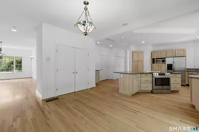 7 Mountainside Road, West Hartford, CT 06107 - Photo 12