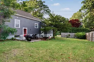 2 N Forest Cir, West Haven, CT 06516 - Photo 32