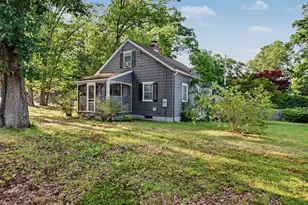 2 N Forest Cir, West Haven, CT 06516 - Photo 30