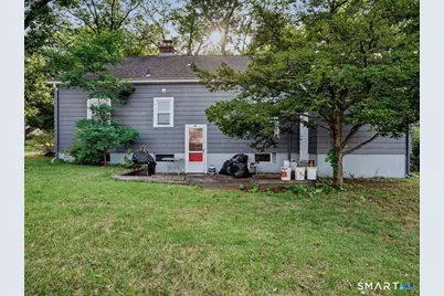 2 North Forest Circle, West Haven, CT 06516 - Photo 34