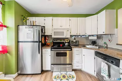 35 Pearl Lake Road #L, Waterbury, CT 06706 - Photo 4