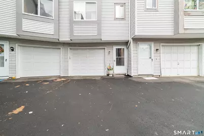 35 Pearl Lake Road #L, Waterbury, CT 06706 - Photo 1