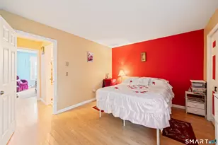35 Pearl Lake Rd, Waterbury, CT 06706 - Photo 14