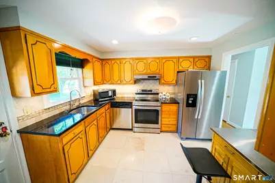 40 Orchard Street, Avon, CT 06001 - Photo 6
