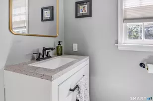 37 Lamppost Dr, Redding, CT 06896 - Photo 16