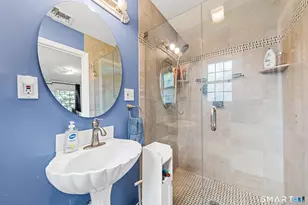 650 Racebrook Rd, Orange, CT 06477 - Photo 14