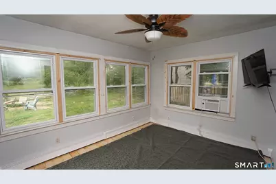 39 Grove Street, Wallingford, CT 06492 - Photo 16