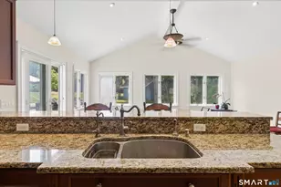 13 Donnelly Dr, New Fairfield, CT 06812 - Photo 6