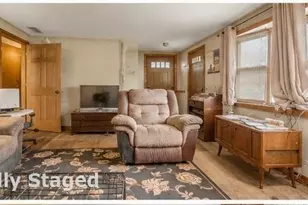 1121 Tolland St, East Hartford, CT 06108 - Photo 8