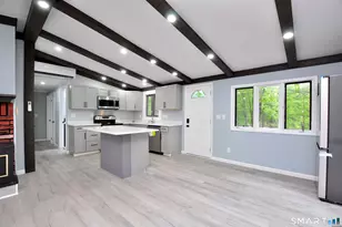 19 Smithfield Ave, Meriden, CT 06451 - Photo 16