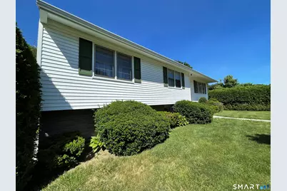 32 Kathy Drive, Seymour, CT 06483 - Photo 8