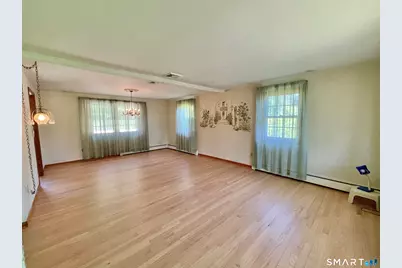 32 Kathy Drive, Seymour, CT 06483 - Photo 10