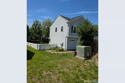 20 Georges Court, Waterbury, CT 06708 - Photo 6