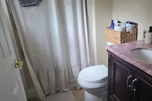 20 George's Ct, Waterbury, CT 06708 - Photo 10
