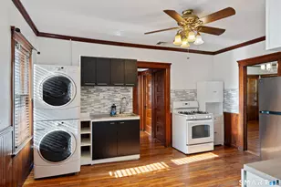 19 Thomas St, West Hartford, CT 06119 - Photo 6