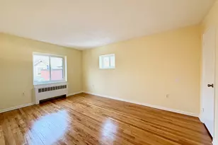 570 Whitney Ave, New Haven, CT 06511 - Photo 8