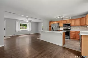 15 Whitwell St, Milford, CT 06460 - Photo 8