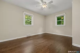15 Whitwell St, Milford, CT 06460 - Photo 12