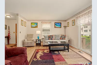11 Deer Run #11, Bethel, CT 06801 - Photo 10
