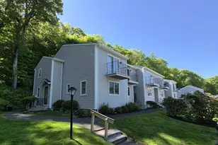 11 Deer Run, Bethel, CT 06801 - Photo 4