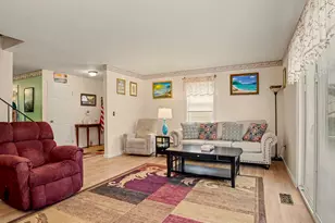 11 Deer Run, Bethel, CT 06801 - Photo 14
