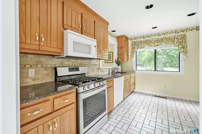 664 Osage Lane #A, Stratford, CT 06614 - Photo 14