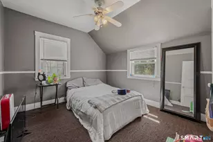 14 W Pleasant St, New London, CT 06320 - Photo 32