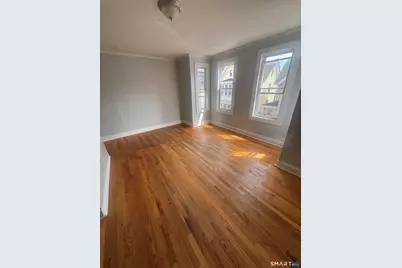 7 Armstrong Place, Bridgeport, CT 06608 - Photo 2