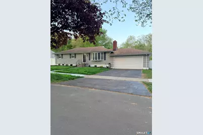 315 Seabreeze Drive, Stratford, CT 06614 - Photo 2