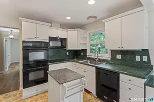 23 Windaway Rd, Bethel, CT 06801 - Photo 8